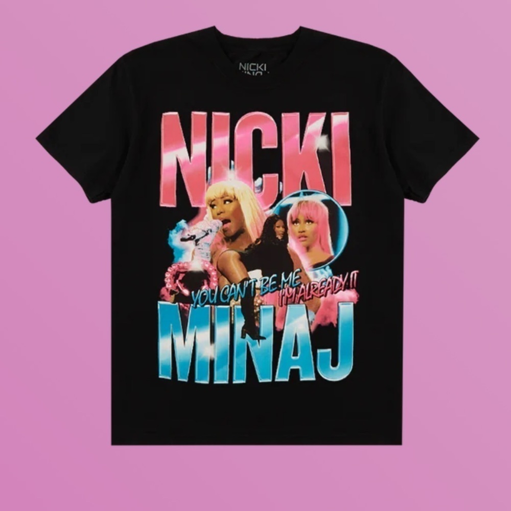 NWOT Nicki Minaj TOUR TEE V2